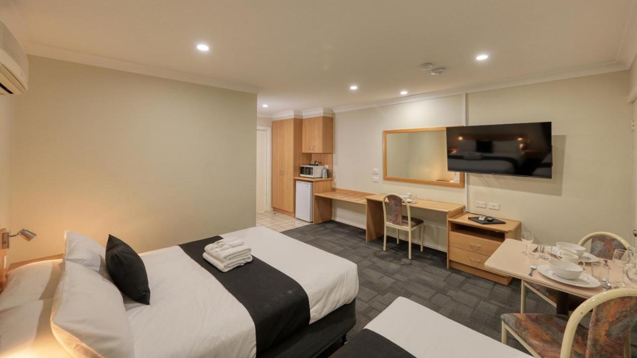 פארקס Bushman'S Motor Inn מראה חיצוני תמונה