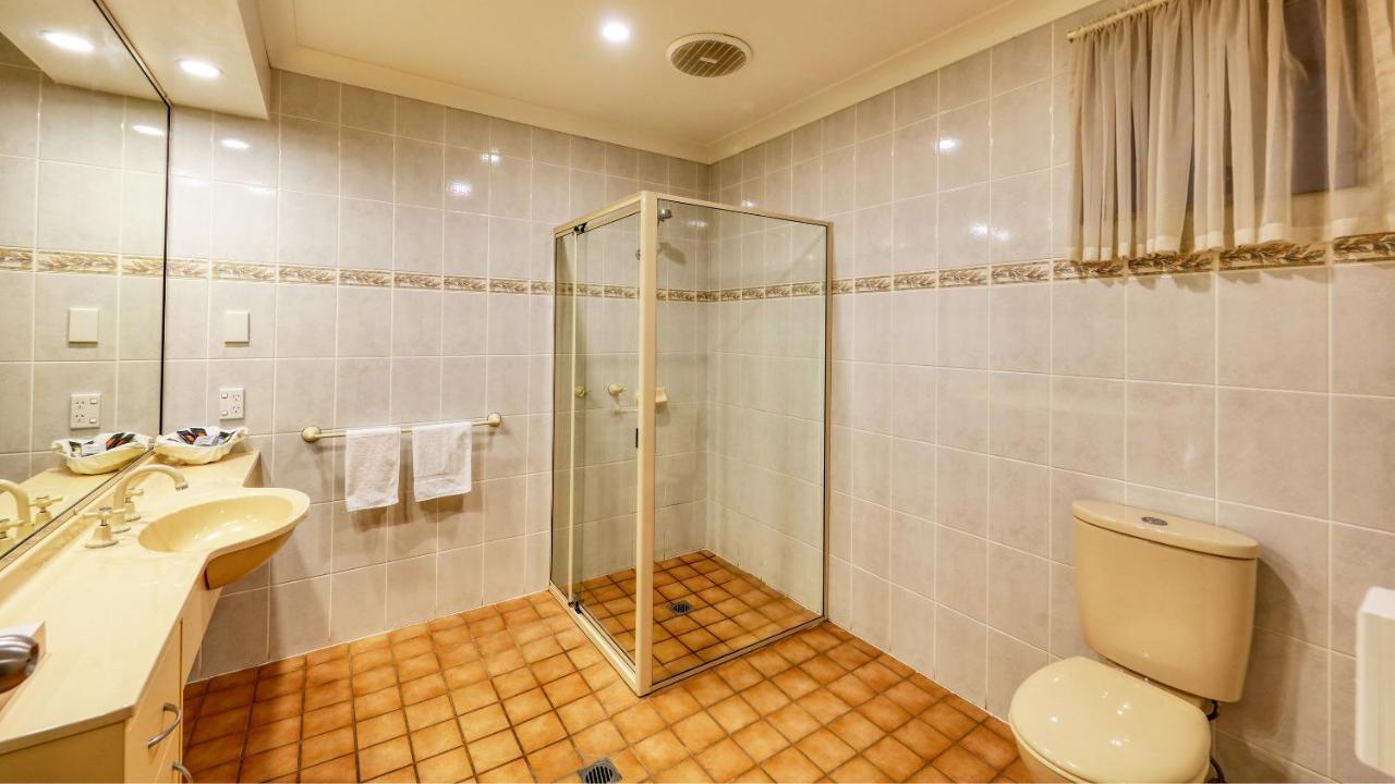 פארקס Bushman'S Motor Inn מראה חיצוני תמונה