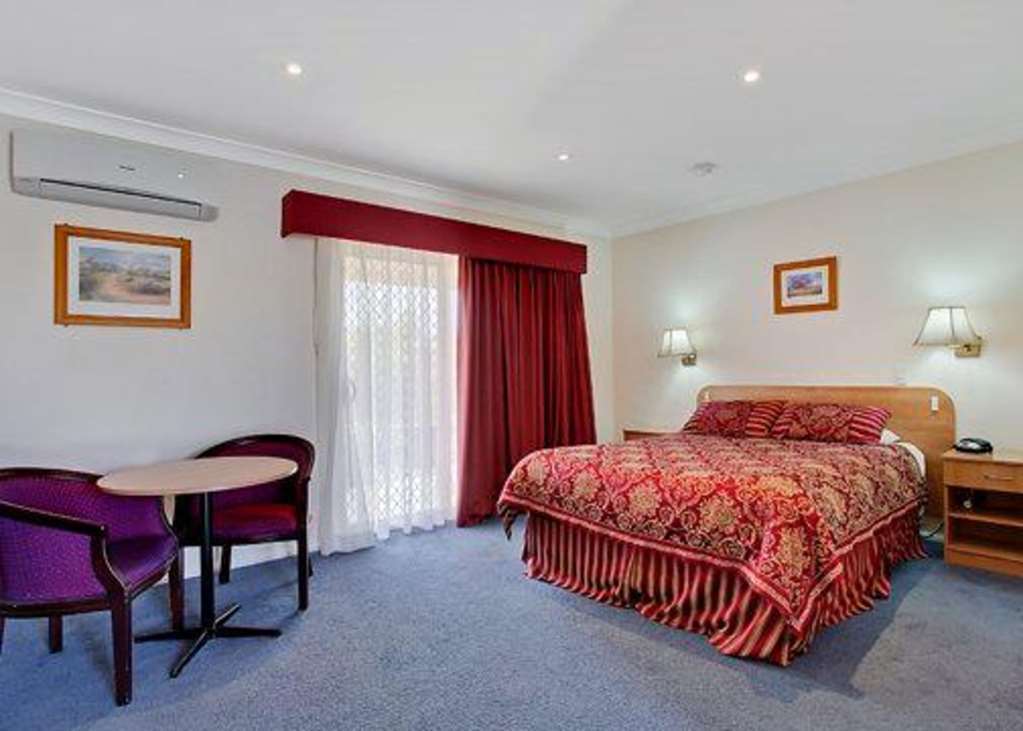 פארקס Bushman'S Motor Inn חדר תמונה